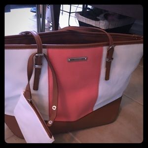 Nine West It Girl coral with coin purse